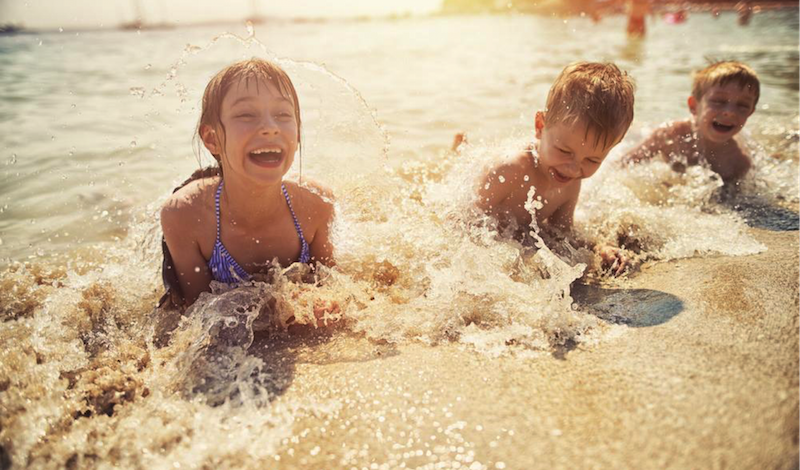 Childrens at the beach